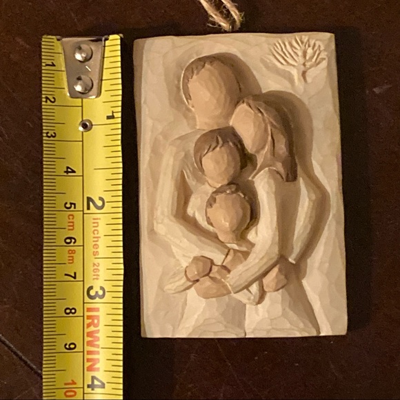 “A Lifetime of Love” Collectible Willow Tree Family Ornament NIB 💗💗💗💗 - Picture 3 of 5